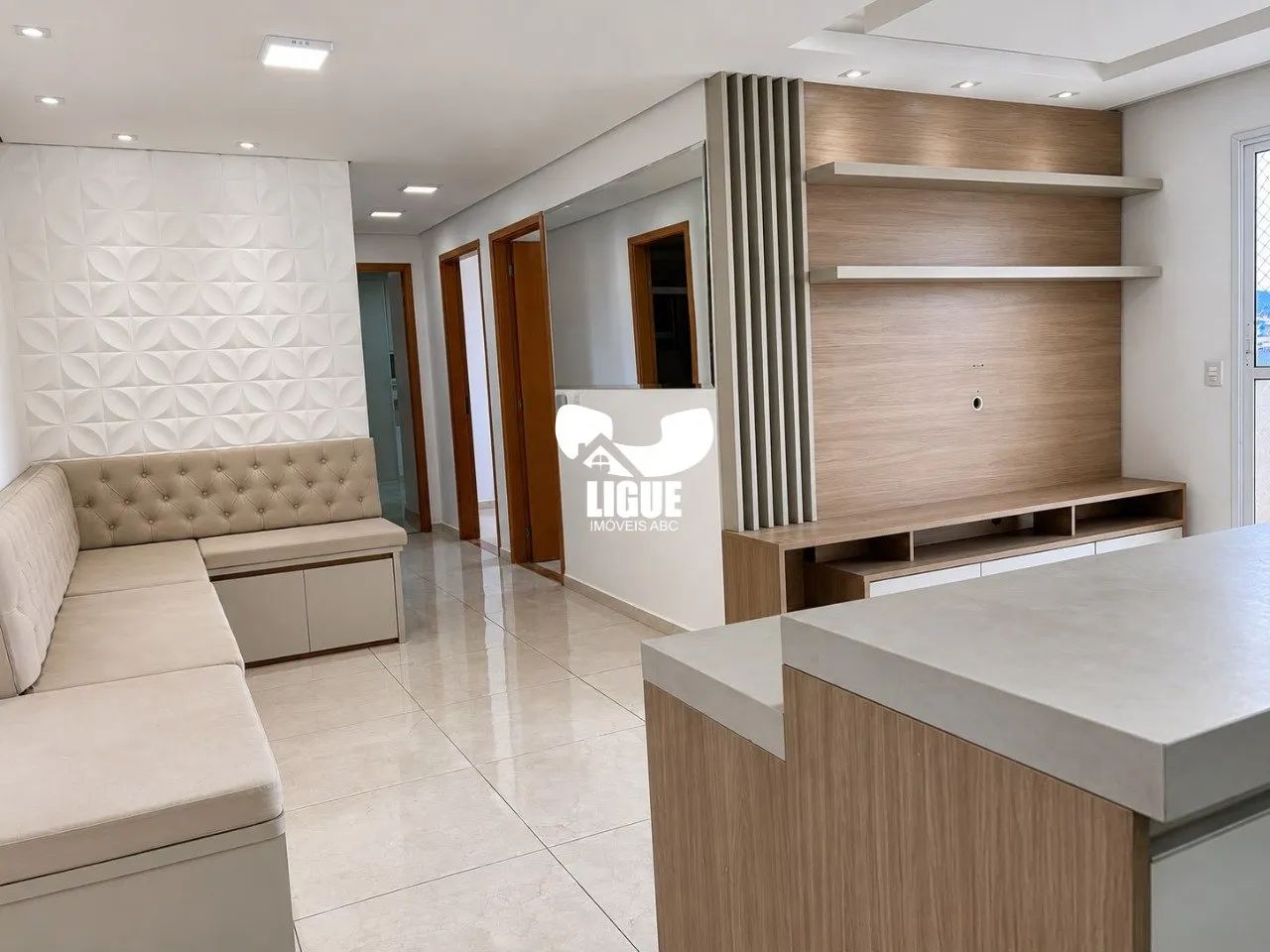 Apartamento semi mobiliado em Maua