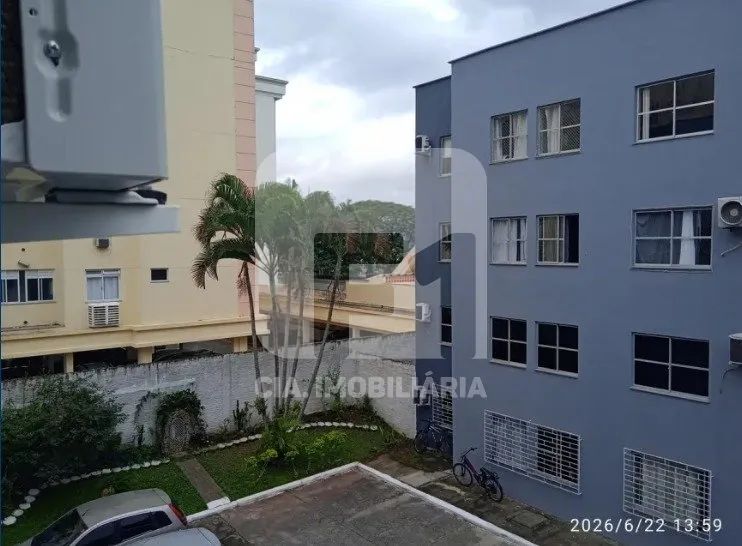 Apartamento de 2 dormitórios à venda em Coqueiros - Foto 2