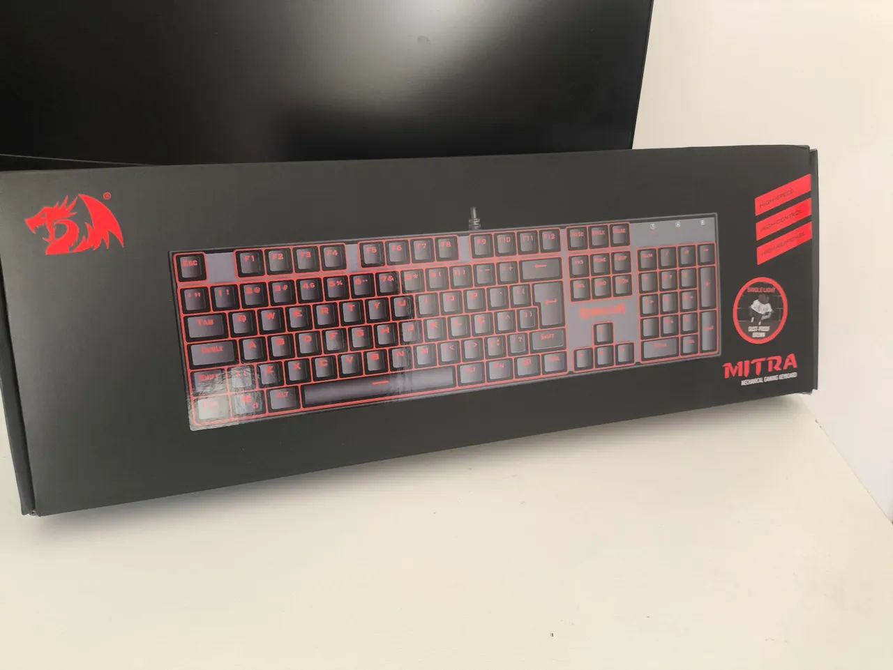 Teclado Mecânico Reddragon Mitra