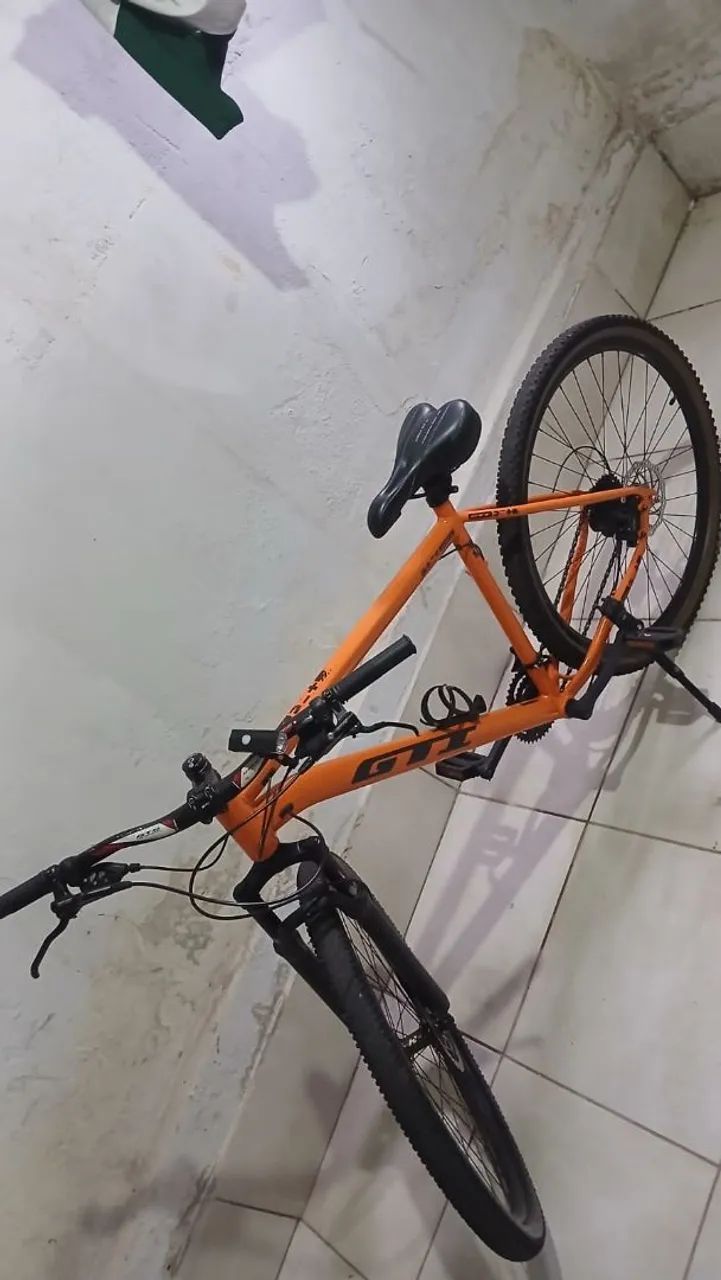 Vende-se aro 29 tá nova 