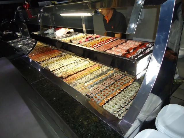 Balcão de sushi buffet quentes e refrigerados - Foto 3