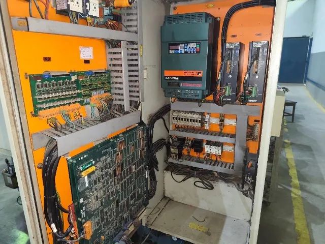 TORNO CNC CENTUR 30RV - Foto 4