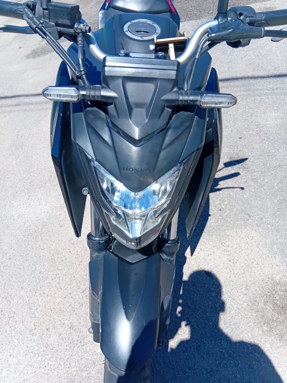 CB300f 2024 - Foto 4