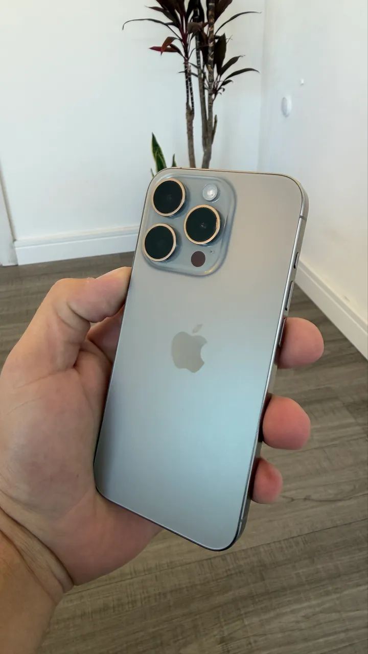 iPhone 15 Pro 128gb Titanium Natural  - Foto 4