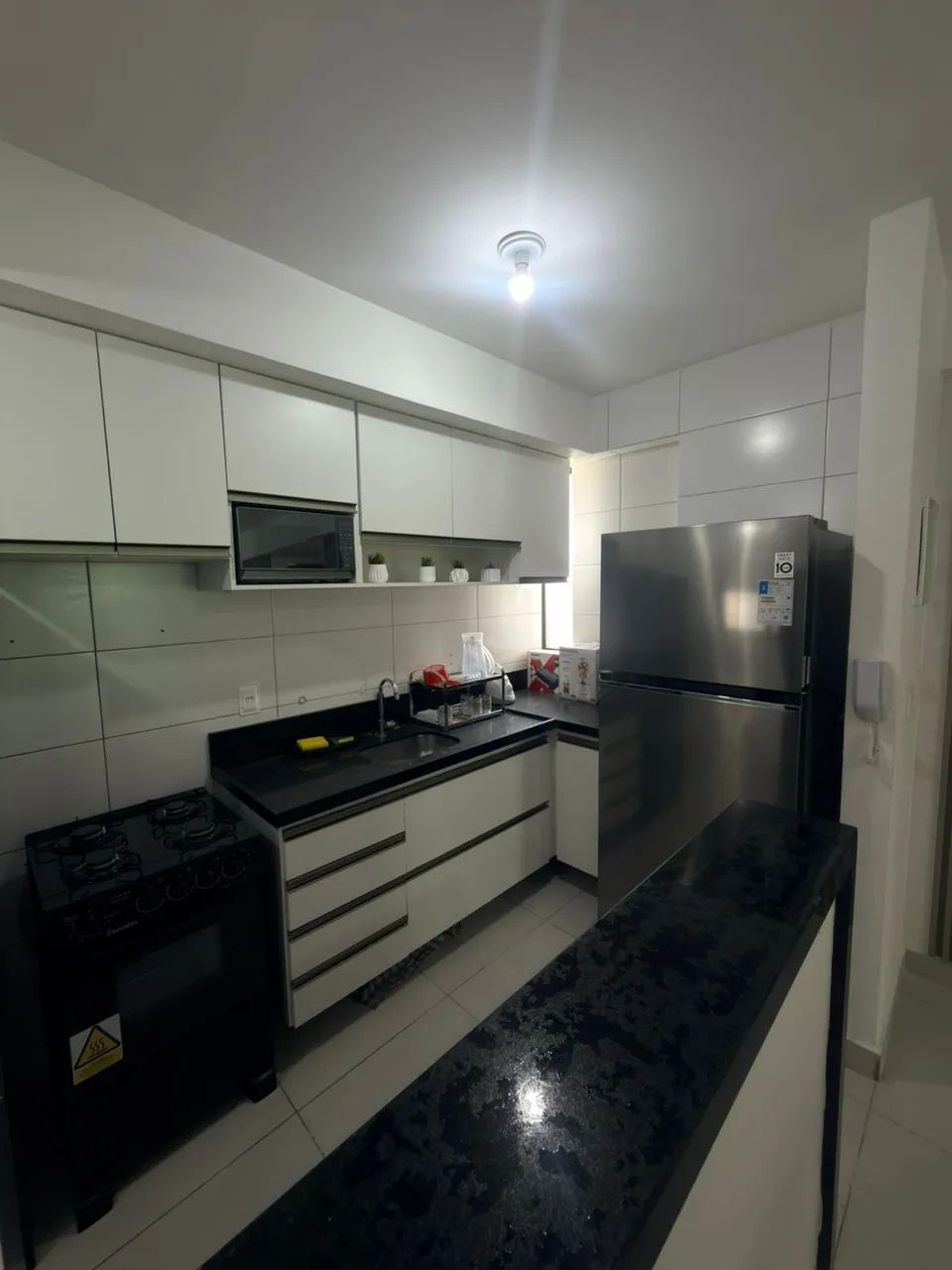 APARTAMENTO 100% MOBILIADO PARA LOCAÇÃO EM INTERMARES - Foto 4