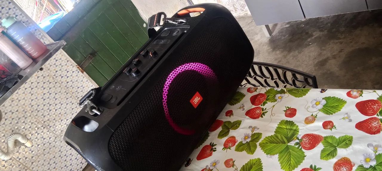Caixa de som JBL partybox  - Foto 3