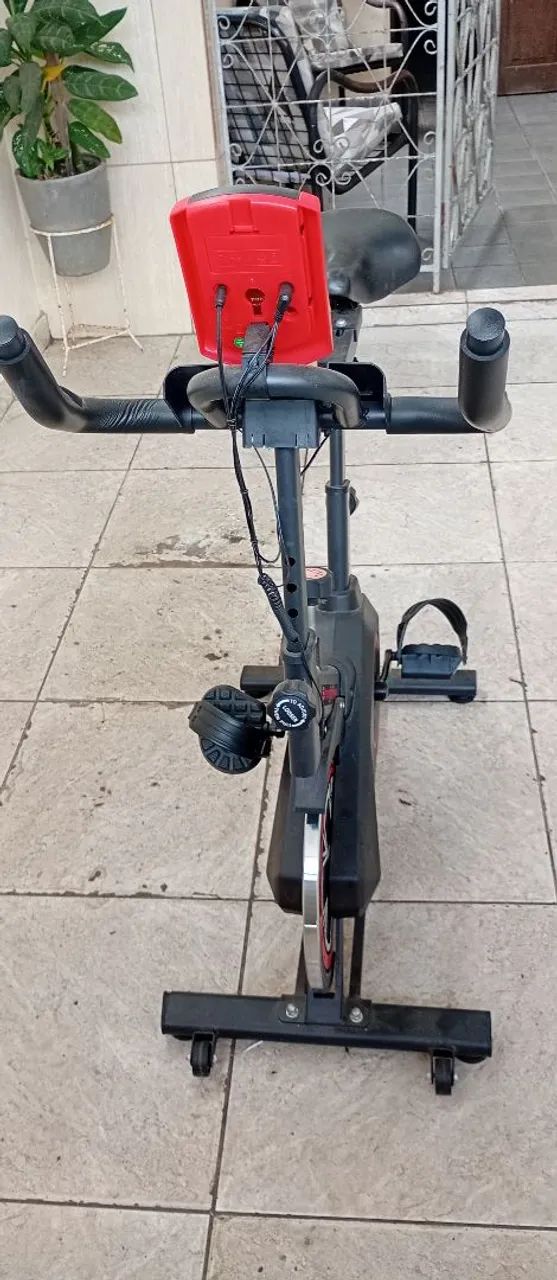 Bicicleta ergométrica e pesos  - Foto 3
