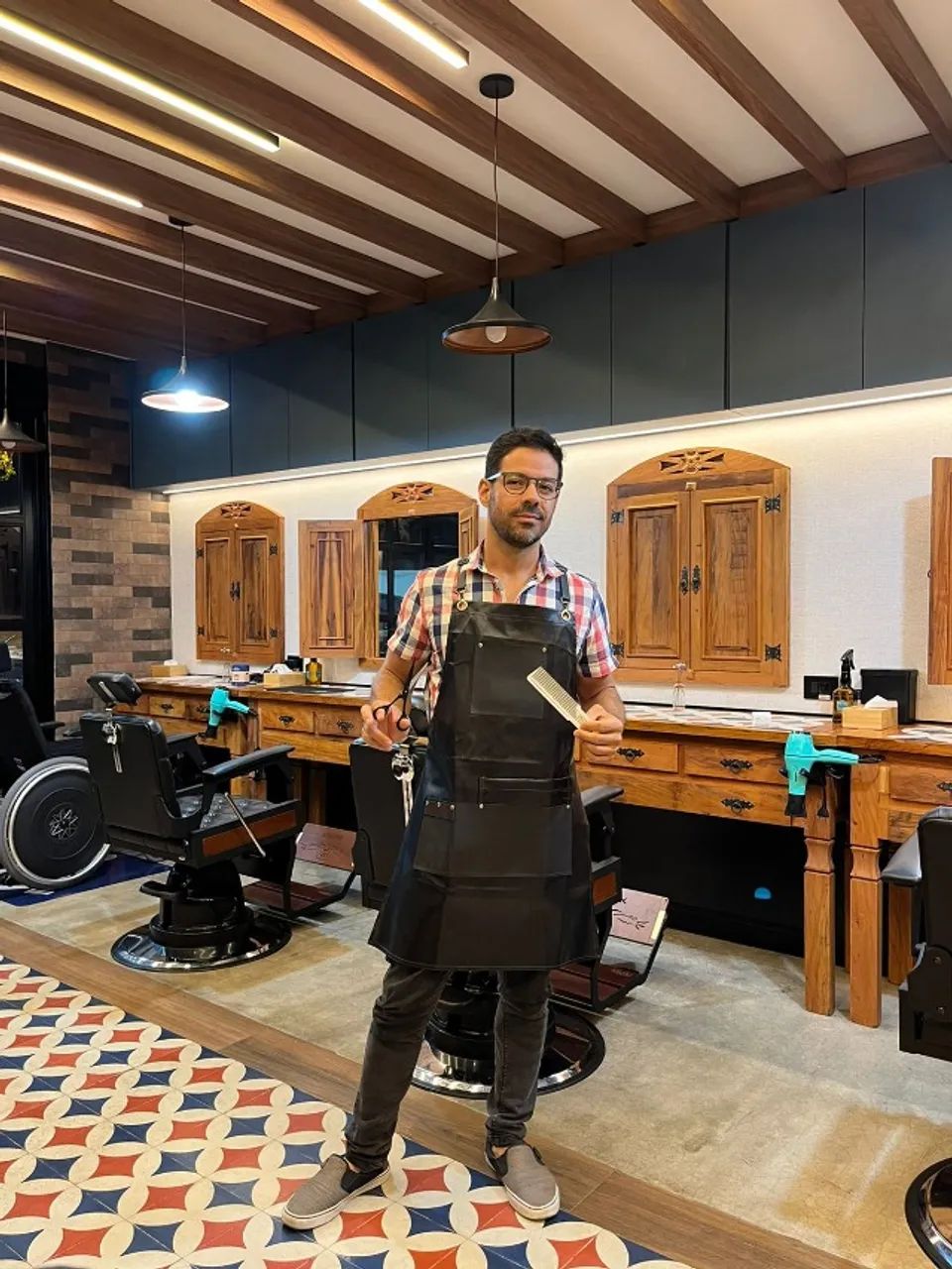 VENDE-SE BARBEARIA DE ALTO PADRÃO - Foto 2