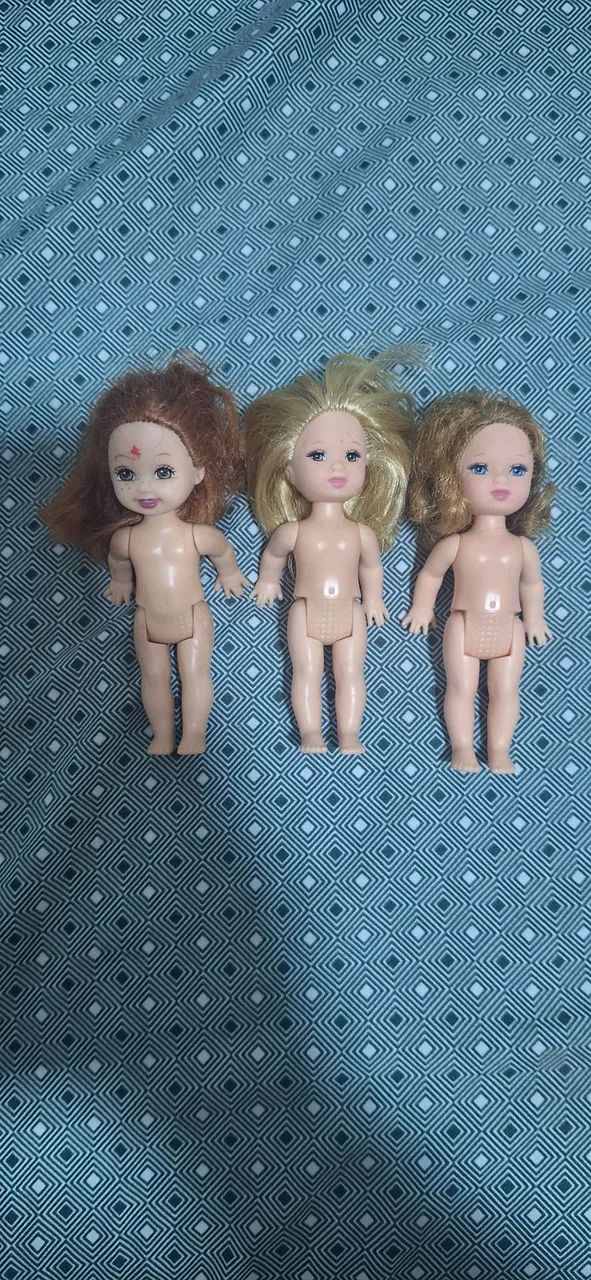  Bonecas Barbie crianças 