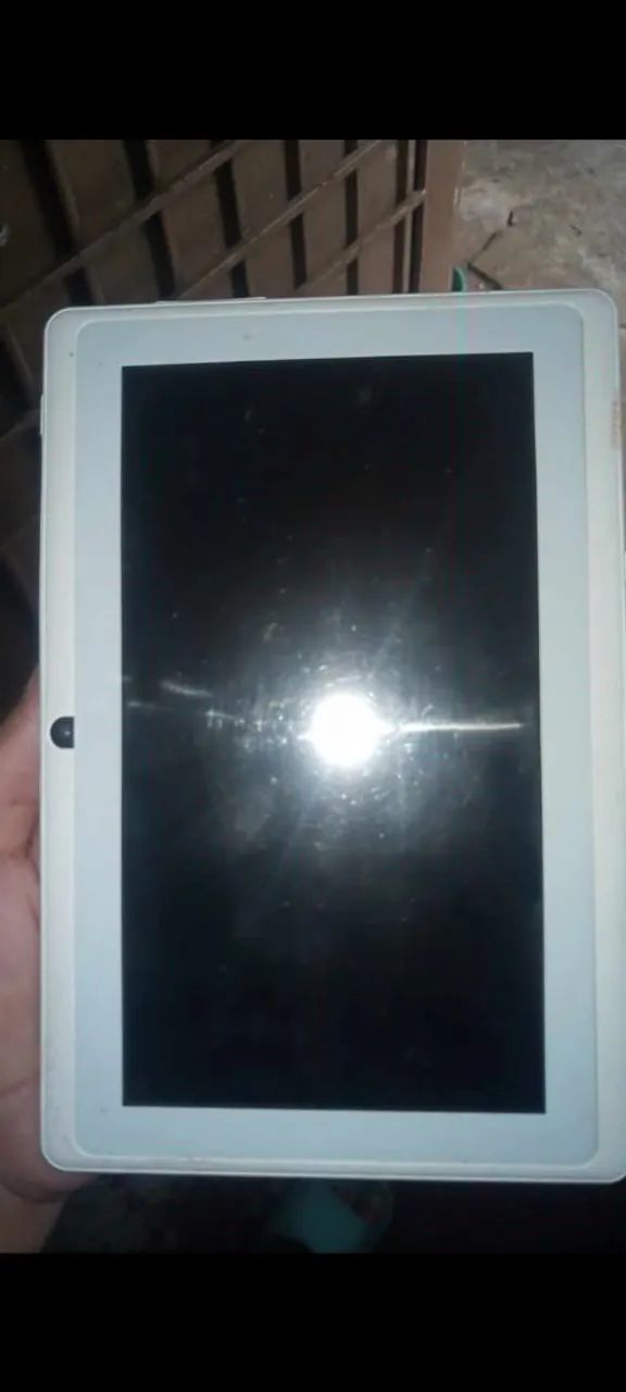 Vendo tablet, ele so ta com o som chiando