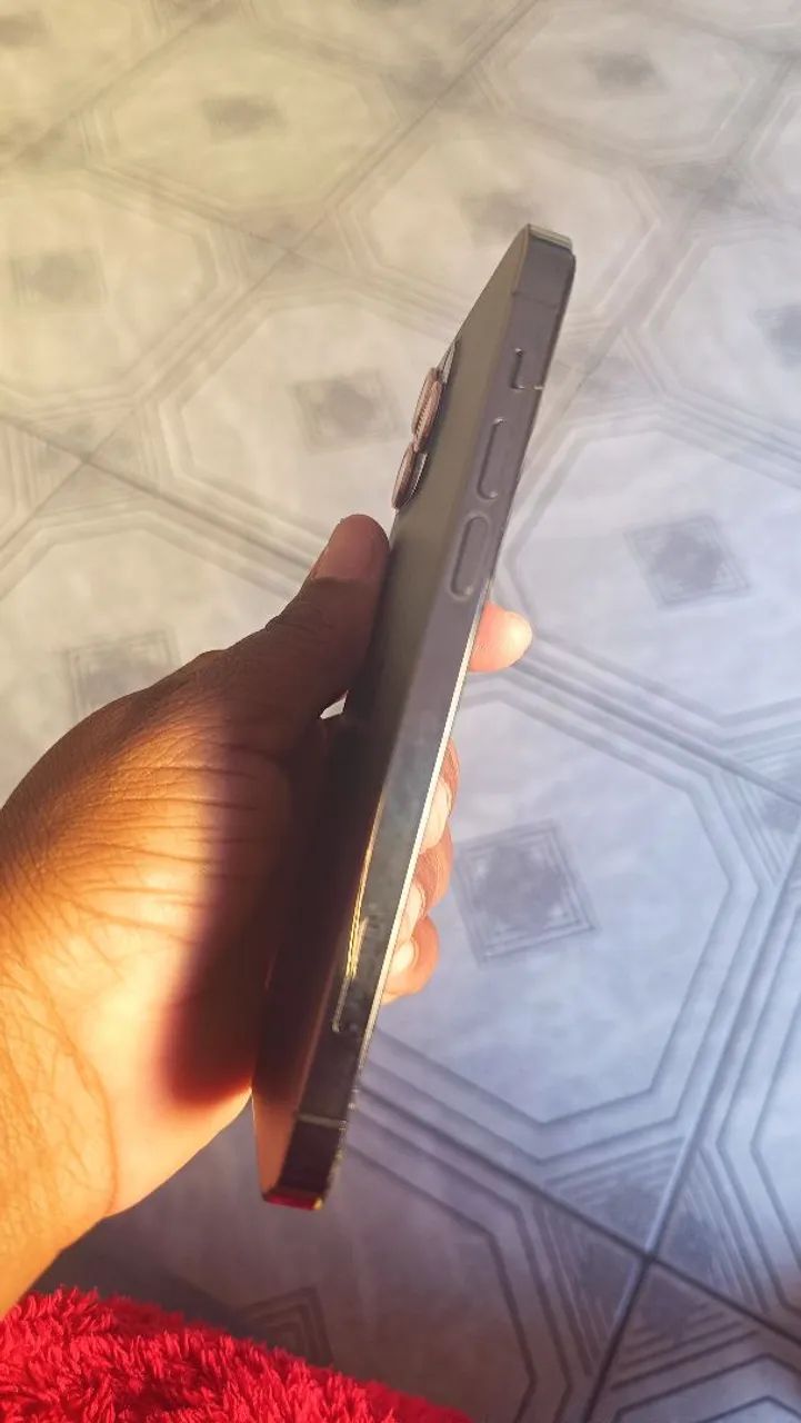 iPhone 12 pro 256 GB - Foto 2