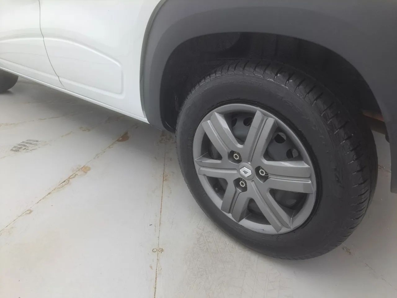 Renault Kwid 1.0 Zen, foto 12 de 18
