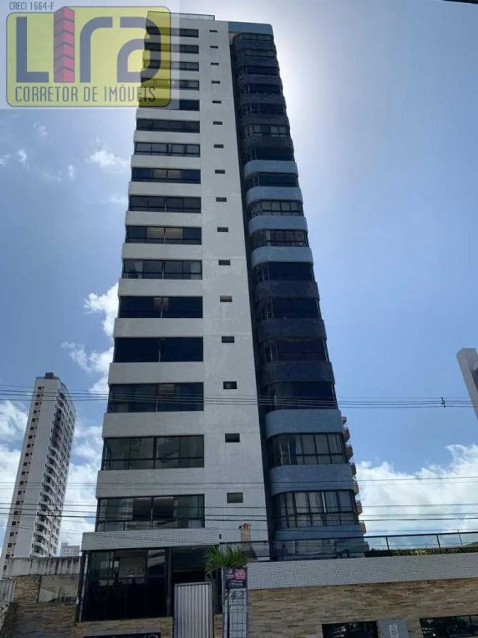 Edifício Ambassador Residence