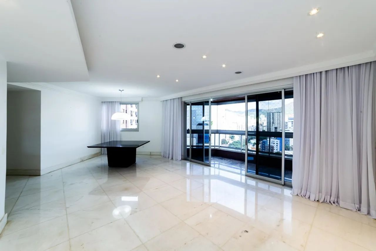 Apartamento à Venda - Funcionários, 3 Quartos, 186 m2