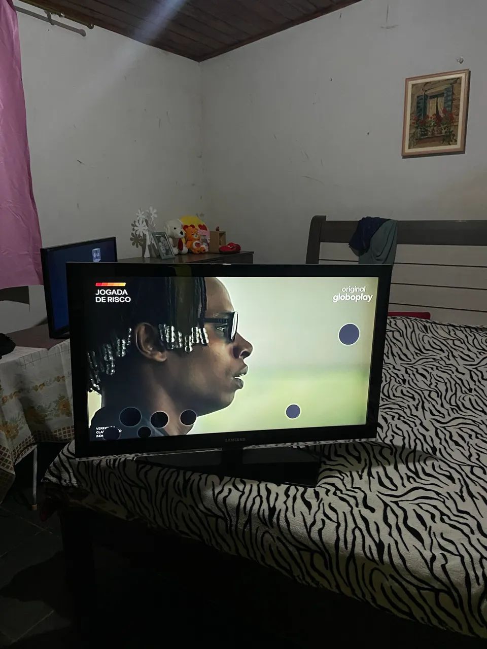 TV 40 polegadas,com defeito e não é smart  - Foto 2
