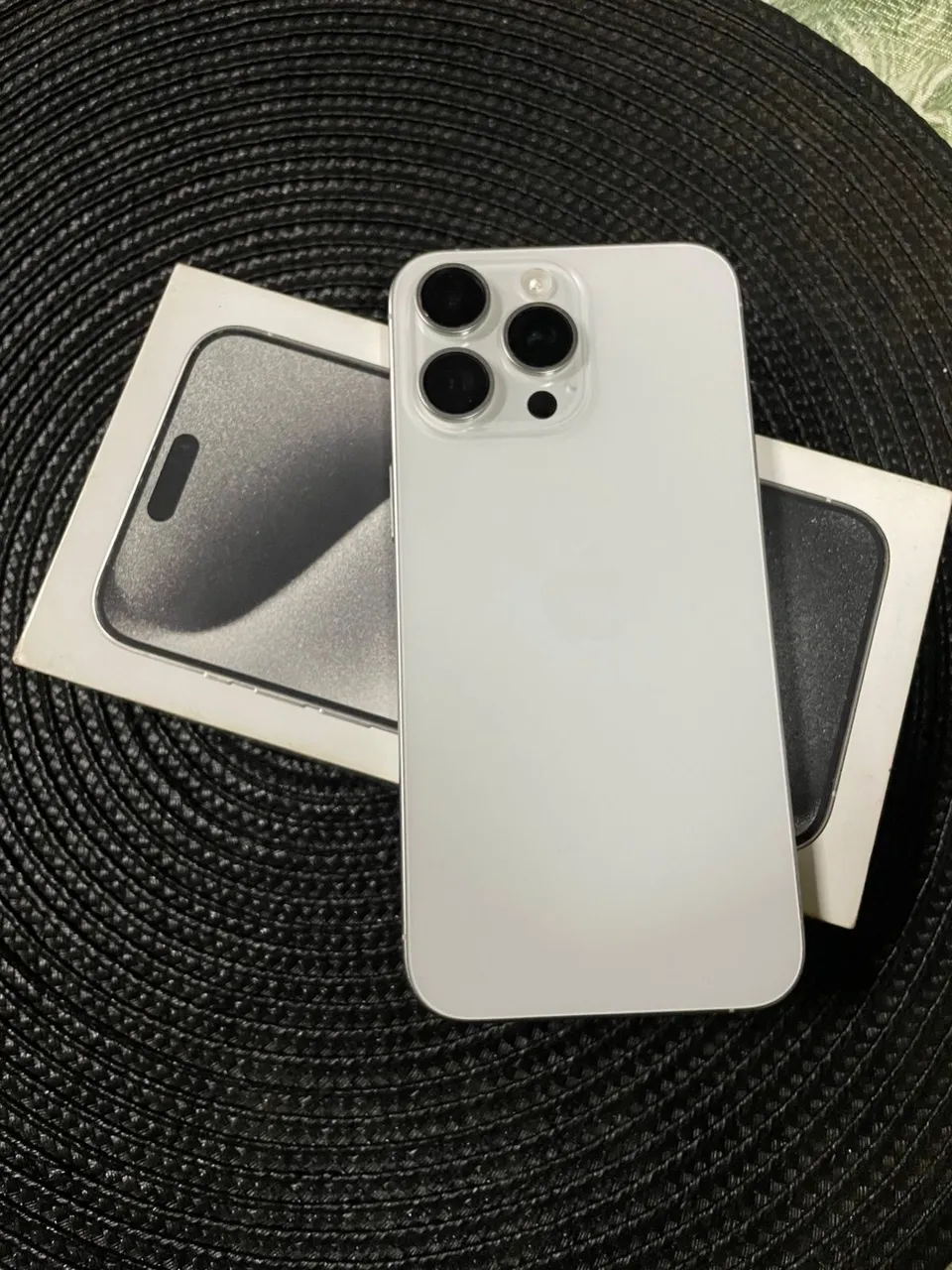 iPhone 15 pro max 512 gigas - Celulares e Smartphones - Paranoá