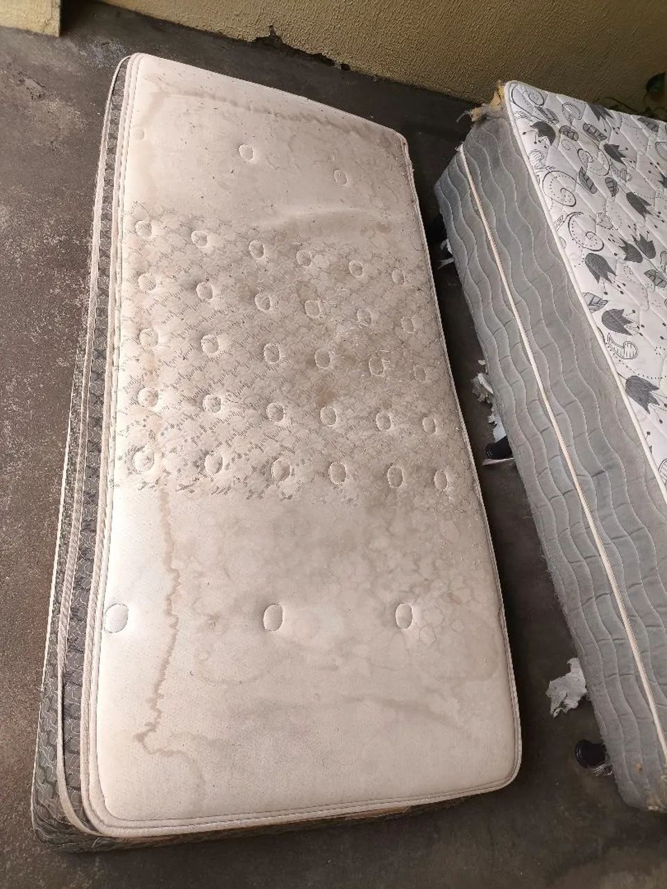 Cama e colchão desolteiro usada - Foto 4