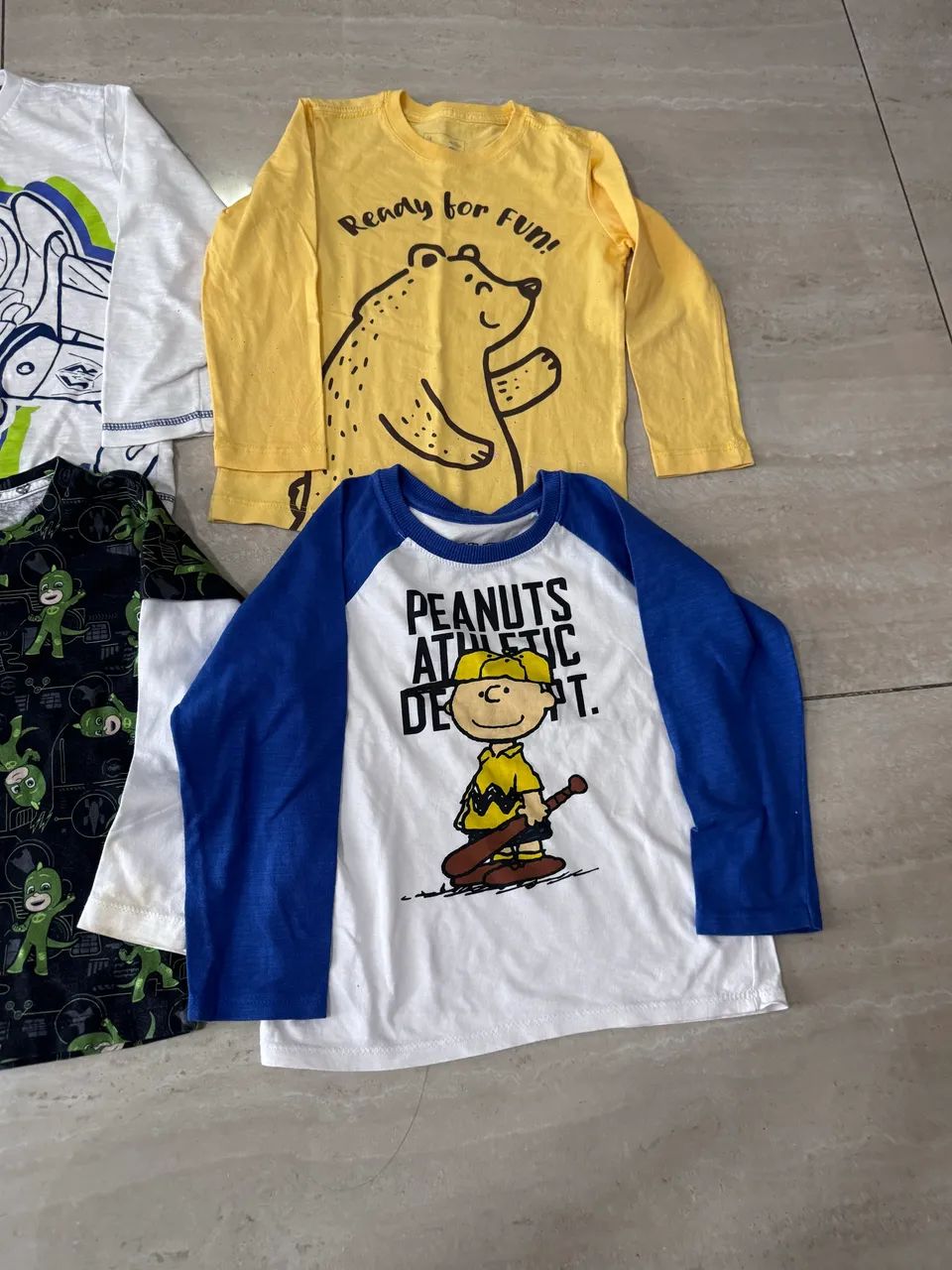 Lote de camisetas manga longa TAM 4 - Foto 3