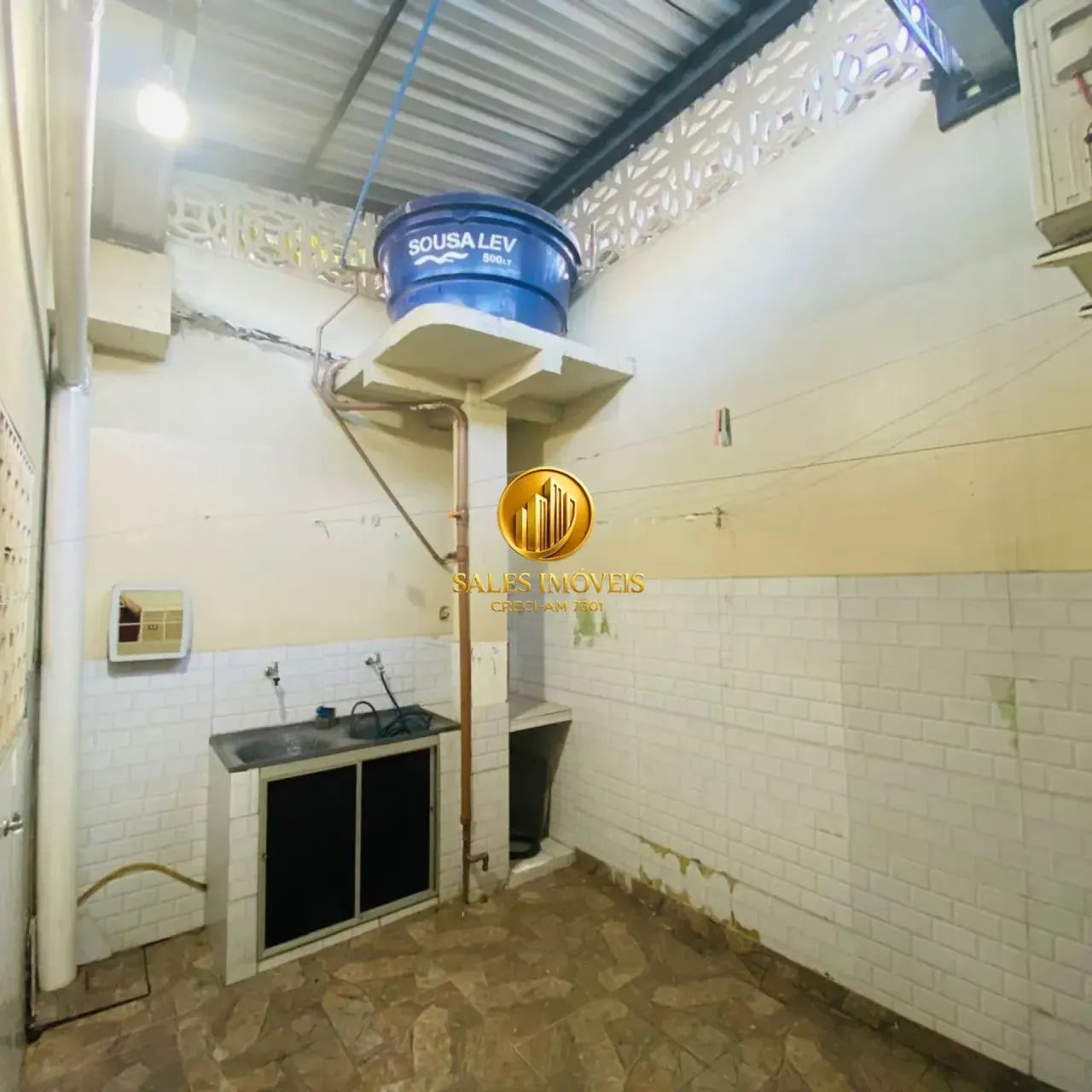 ALUGA-SE / VENDE-SE CASA SEMI MOBILIADA NO NOVO ALEIXO  AVENIDA NATHAN XAVIER - Foto 6