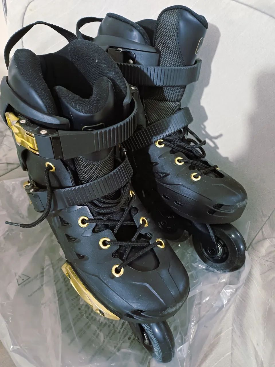 Patins oxer darkness Gold freestyle adulto Novo!