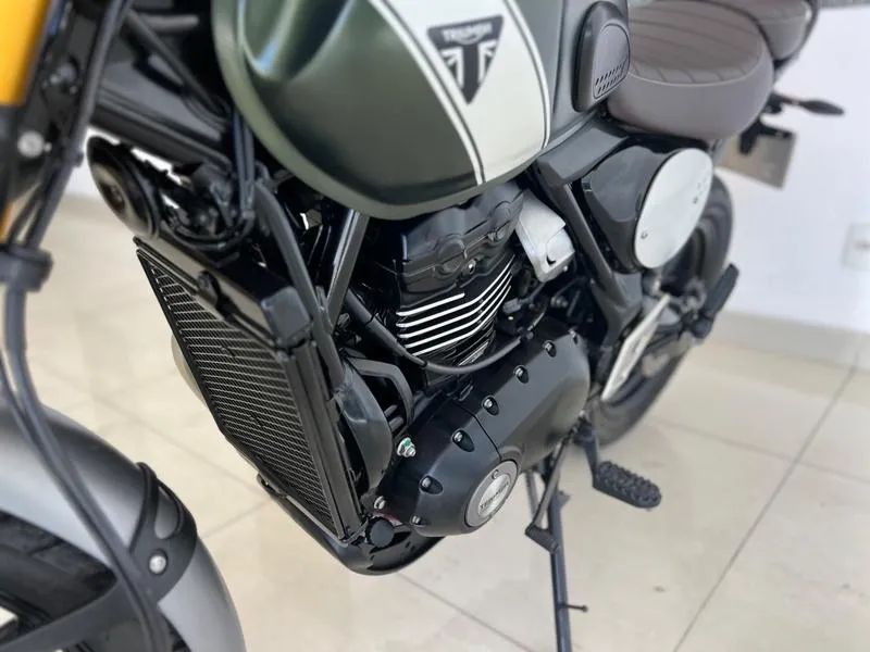 TRIUMPH SCRAMBLER 400X 2025 - Foto 4
