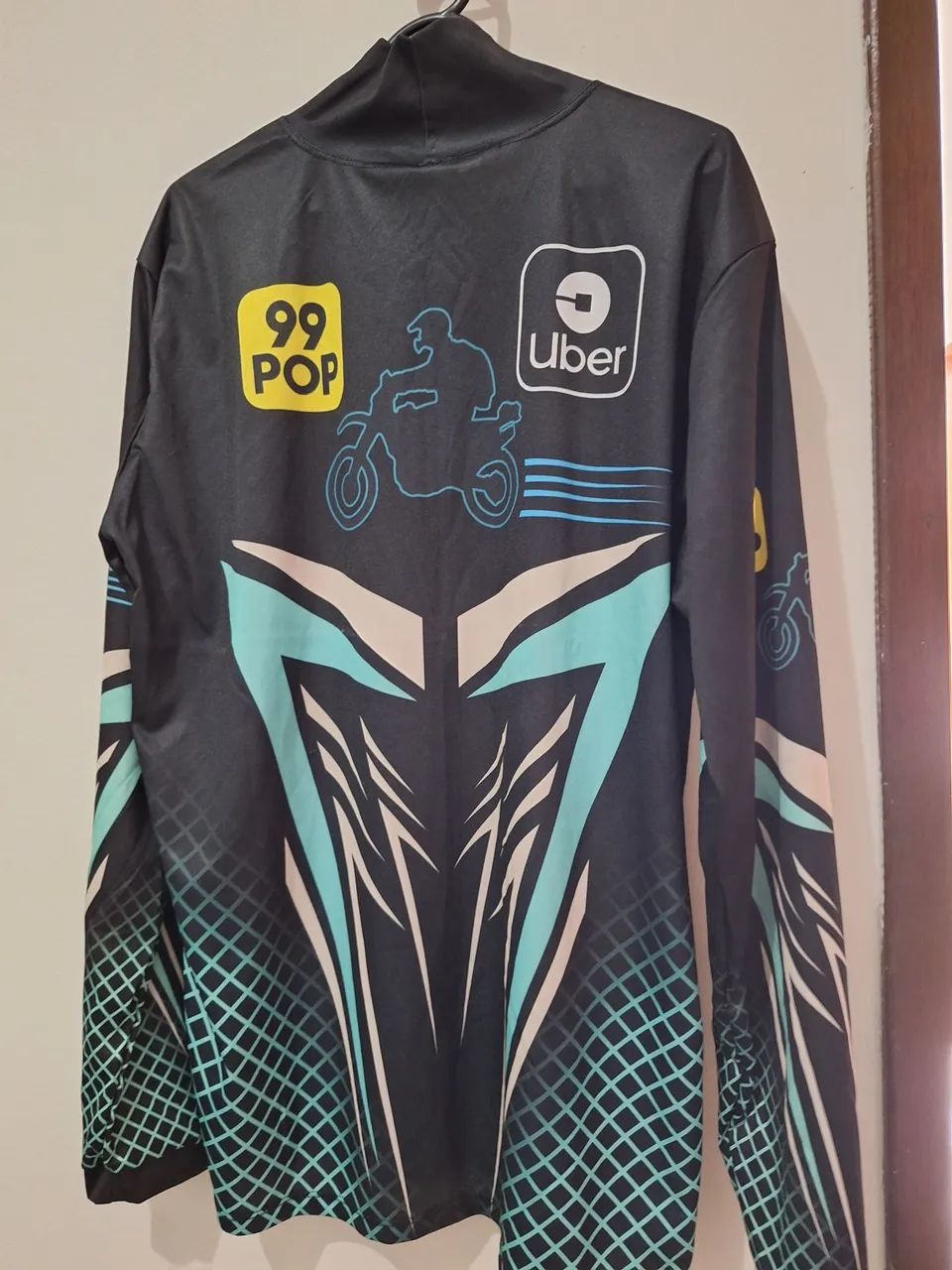 Vendo camisa Uber  - Foto 3