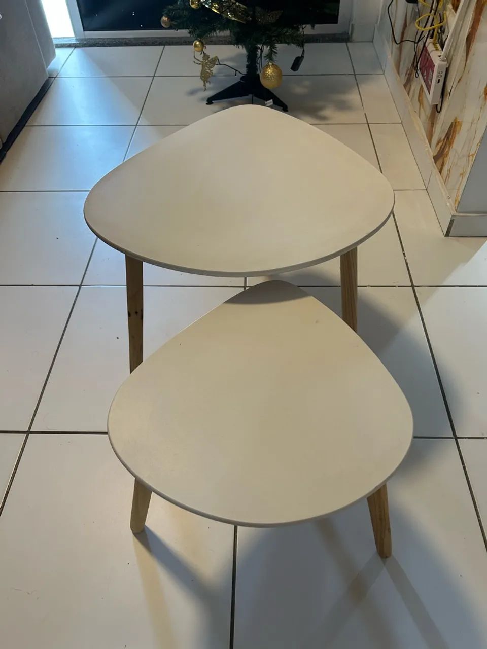 MESA DE CANTO SEMI NOVA  - Foto 3