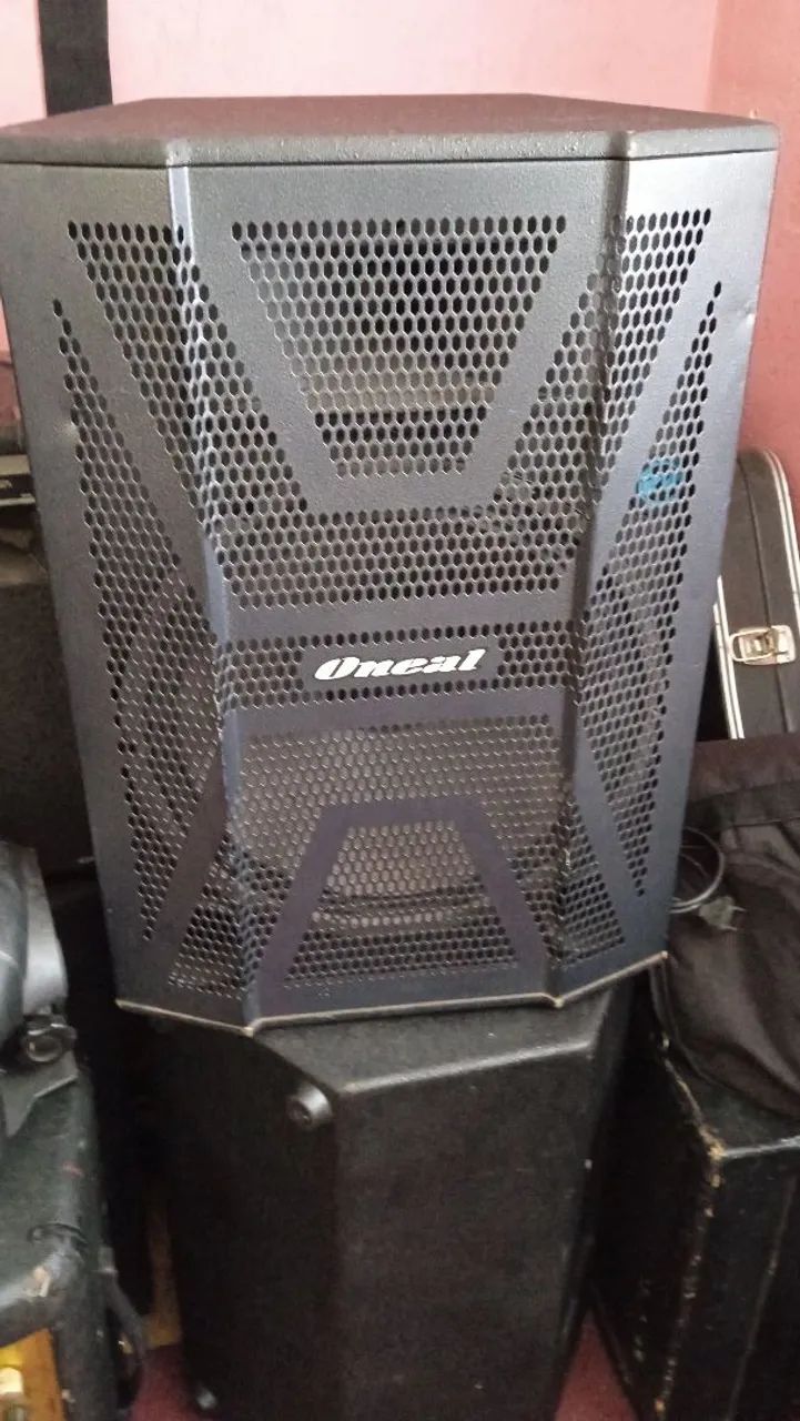 Vendo Um par de caixas de som oneal ativa e passiva 15 polegadas  - Foto 2