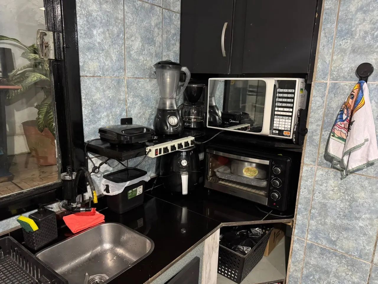 Alugo quarto privado com cozinha e banheir - Foto 3