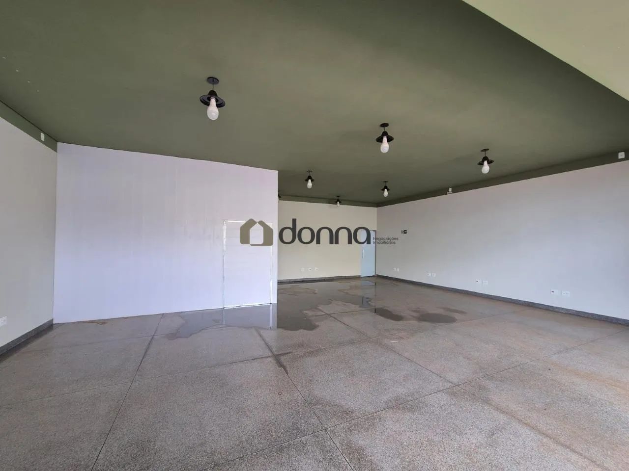 Loja Comercial para Aluguel | 120 m², 4 Vagas | Boa Vista, Uberaba - Foto 2