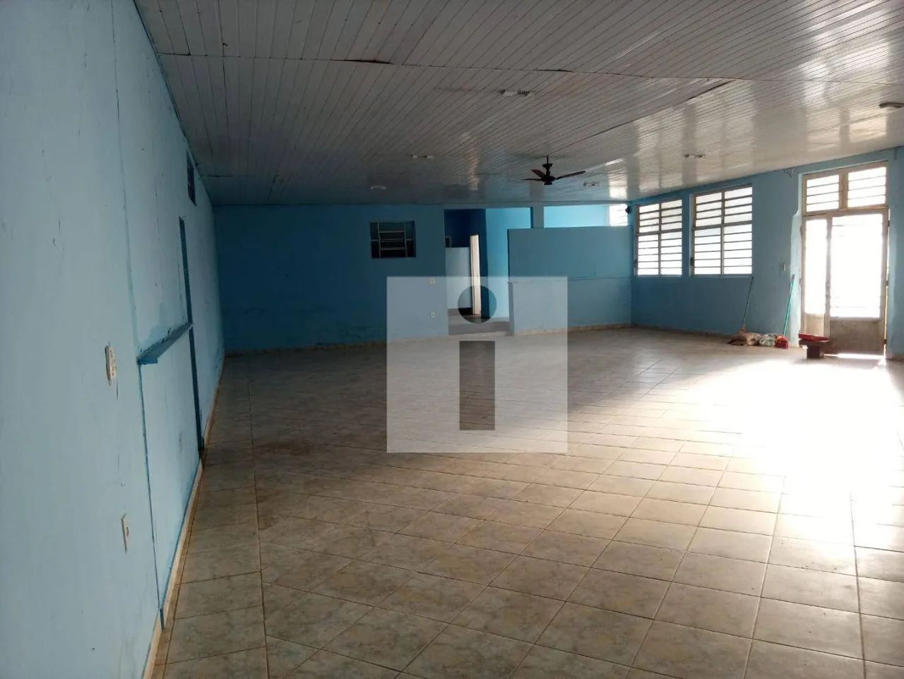 Amplo salão para locação em Sousas! - Foto 4
