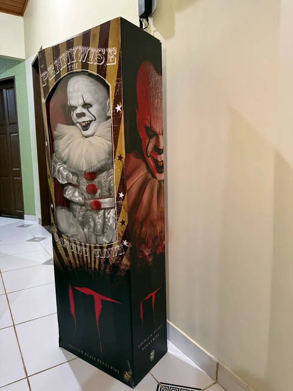 Pennywise - Trick or Studios - Foto 3