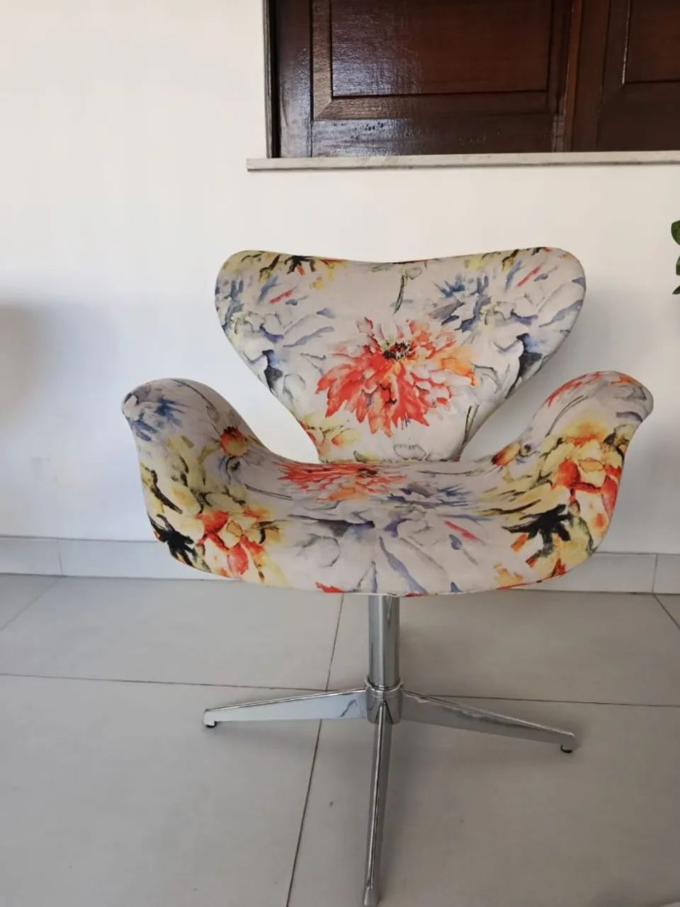Vendo duas poltronas estofada - Foto 2