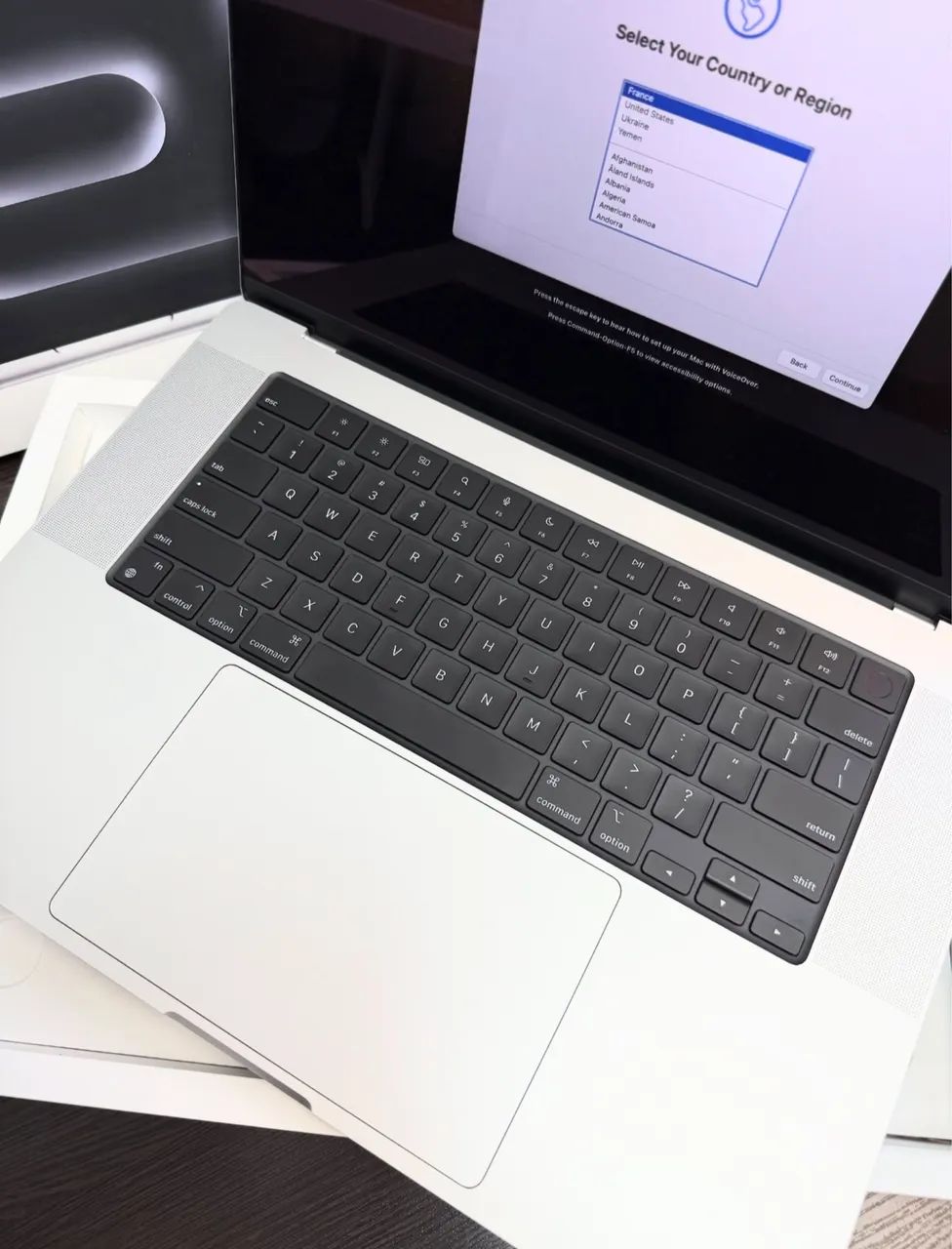MacBook Pro 16.2 M4 Pro 24GB - 512GBSSD  - Foto 3