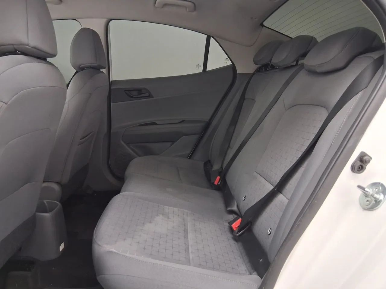 Hyundai HB20S Comfort 1.0 Flex 12V Mec., foto 17 de 18