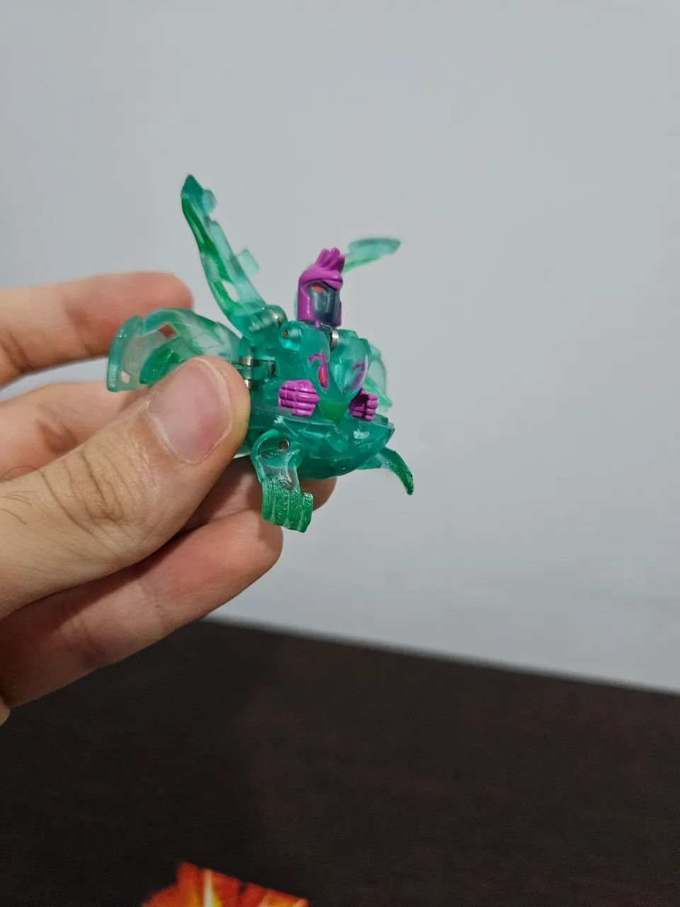 Bakugan ventus ingram translúcido  - Foto 4