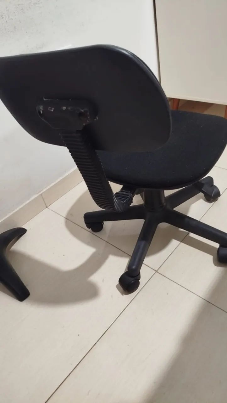 Lavatório de salão de beleza, Cadeira de escritório, Pufe em veludo.  - Foto 5