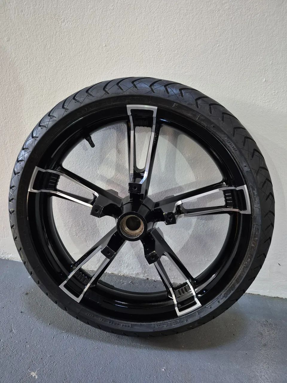 Roda 19" Harley + pneu + discos de freio 