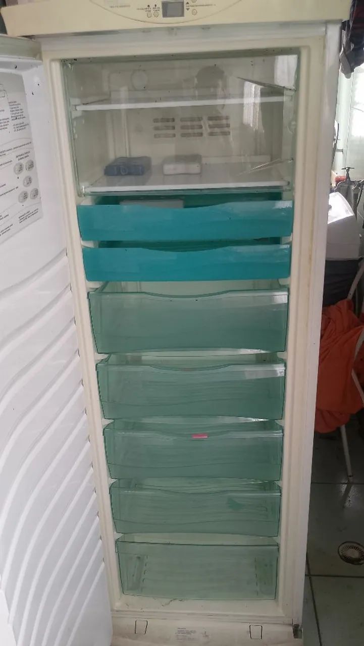 Freezer Brastemp semi novo  - Foto 4