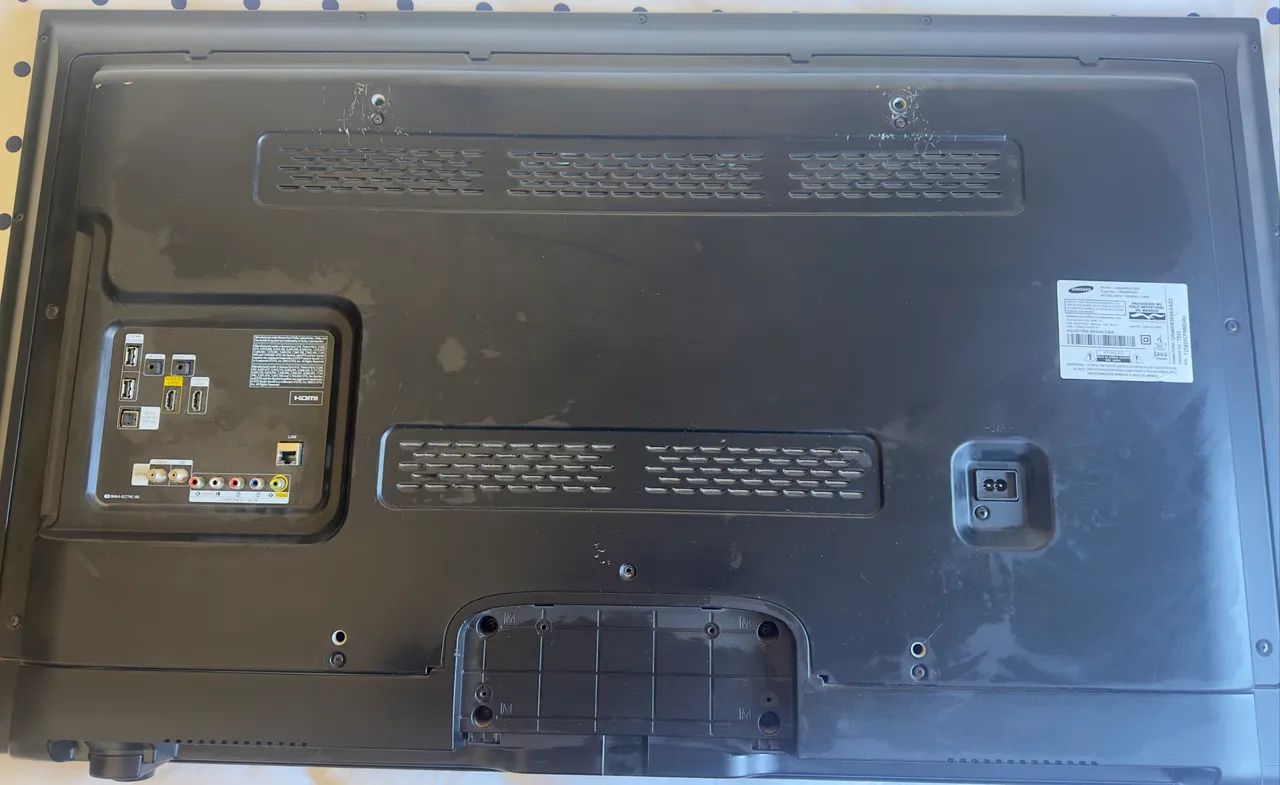 Televisão Samsung 46 Polegadas Smart TV - Preto - Tela Quebrada - Foto 3