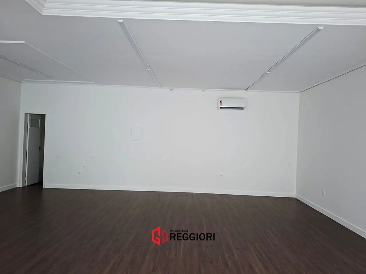 SALA COMERCIAL NO CENTRO DE BALNEÁRIO CAMBORIÚ - Foto 3