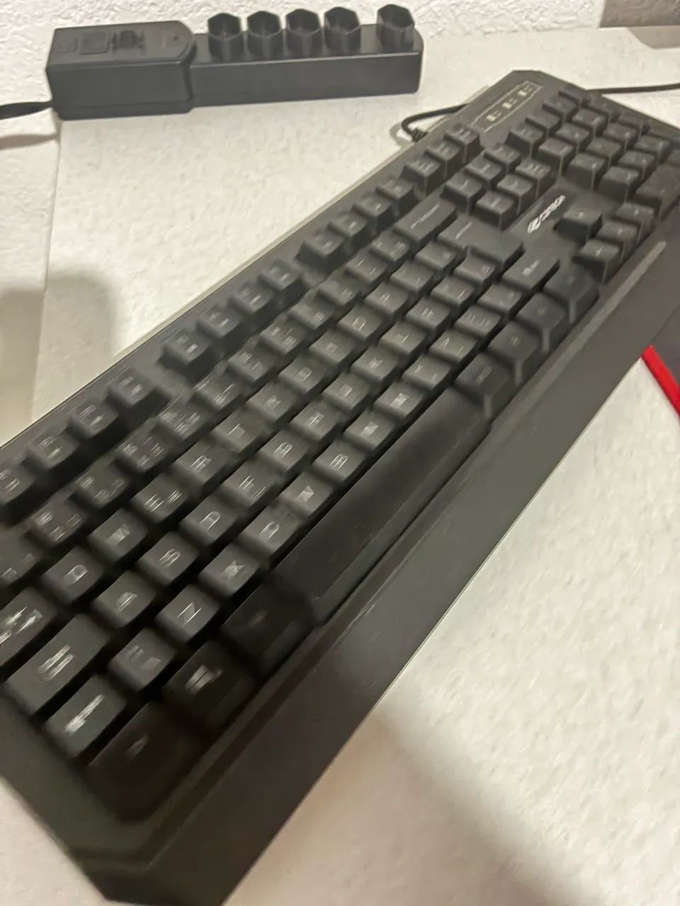 Teclado gamer RGB