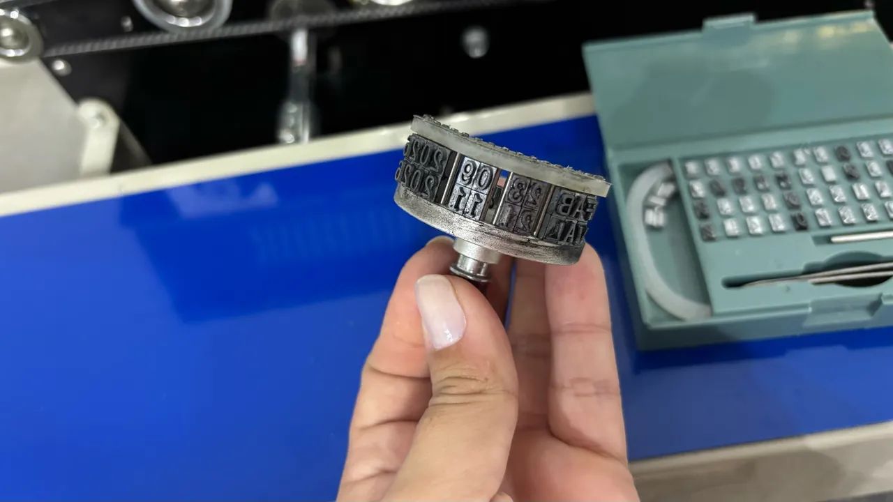 Máquina seladora e datadora - Foto 5