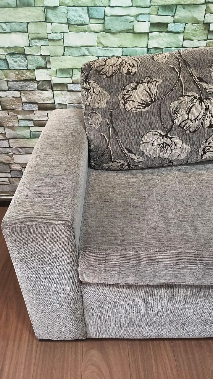 Sofá 3 lugares em tecido Chenille 210cm x 85cm - Foto 2