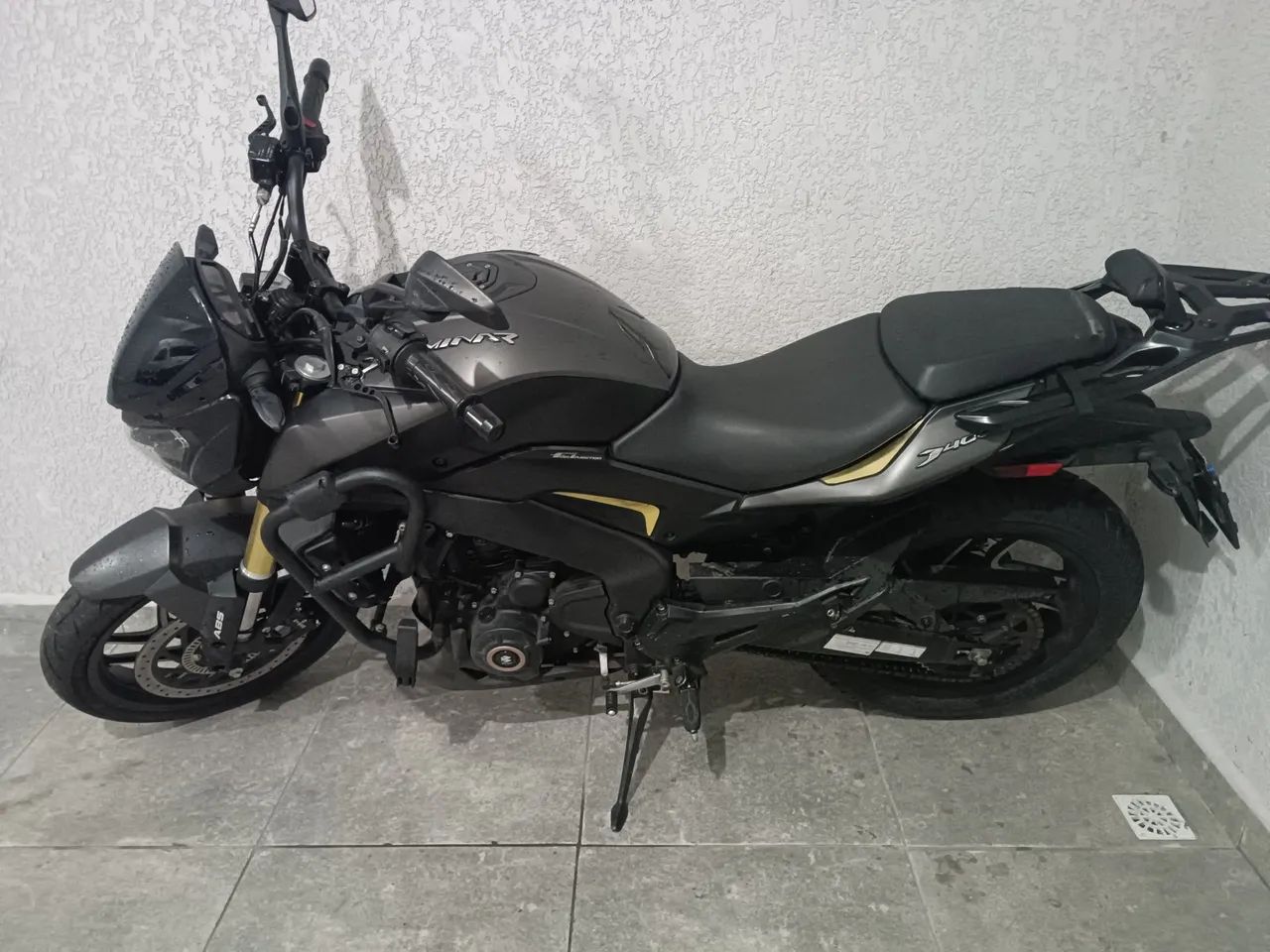 Bajaj Dominar 400 - Foto 2