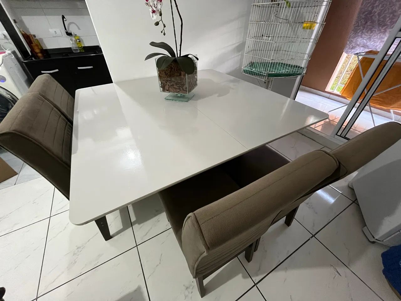 Mesa com 8 cadeiras 65163273935875122