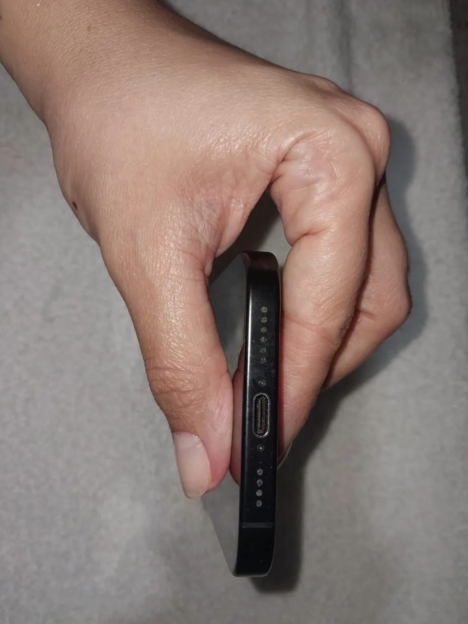iPhone 16 pro Max na caixa perfeito estado em uso  - Foto 3
