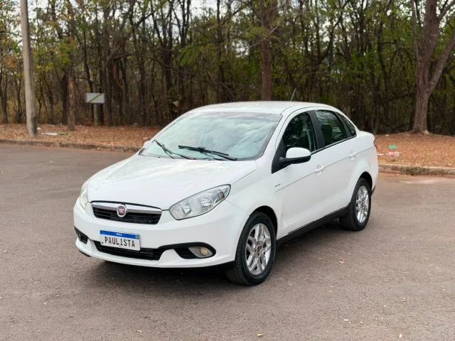 Fiat Grand Siena Grand Siena ESSENCE Dual. 1.6 Flex 16V 2016