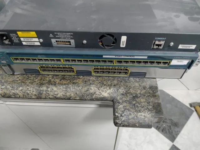 Roteador Cisco 2950 - Foto 2