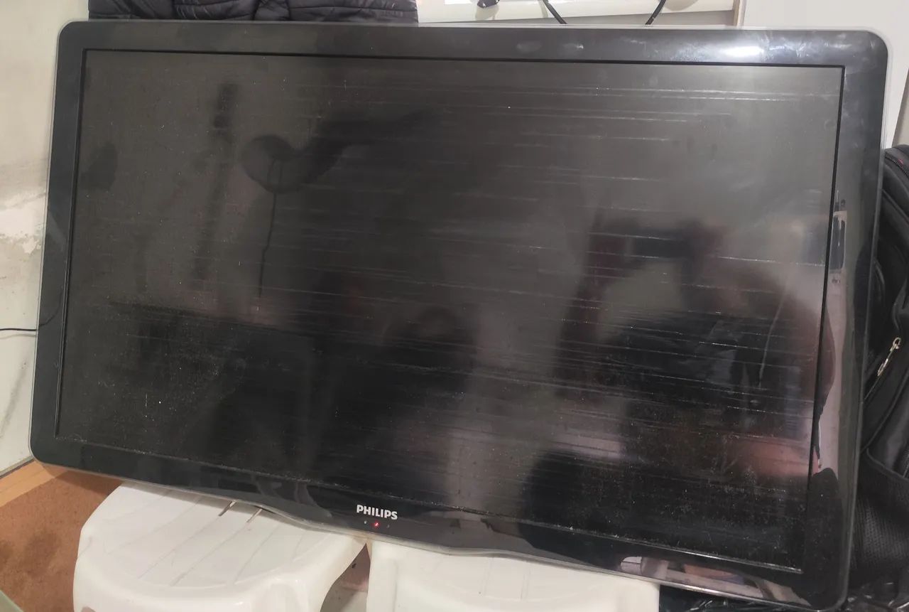 Venda se uma tv 46 polegadas Full HD 